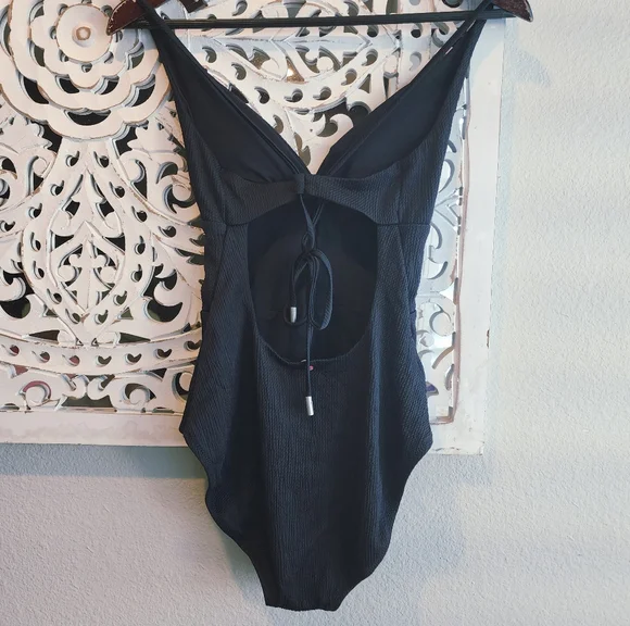 RED CARTER JUANITA BLACK BODYSUIT EUC WOMENS SIZE MEDIUM - Picture 4 of 12